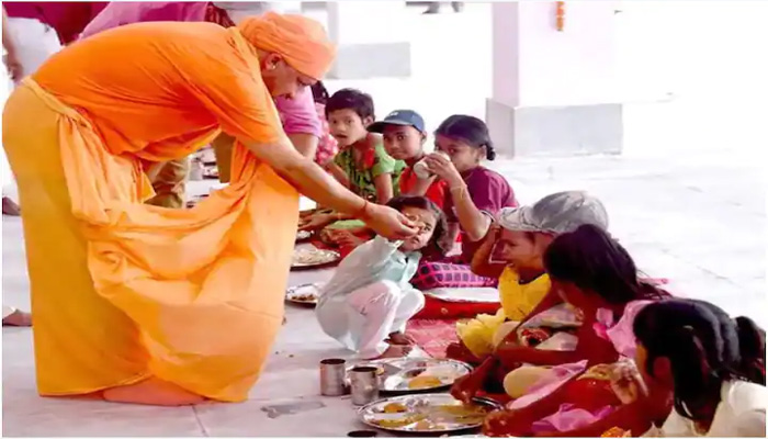 सीएम योगी गोरखनाथ मंदिर में आज करेंगे कन्या पूजन, श्री राम जन्मोत्सव में करेंगे शिरकत