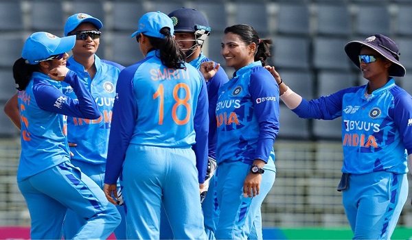 Women’s Asia Cup 2022 : एकतरफा मुकाबले में नौ विकेट से जीता भारत, थाईलैंड को 37 रनों पर किया ढेर