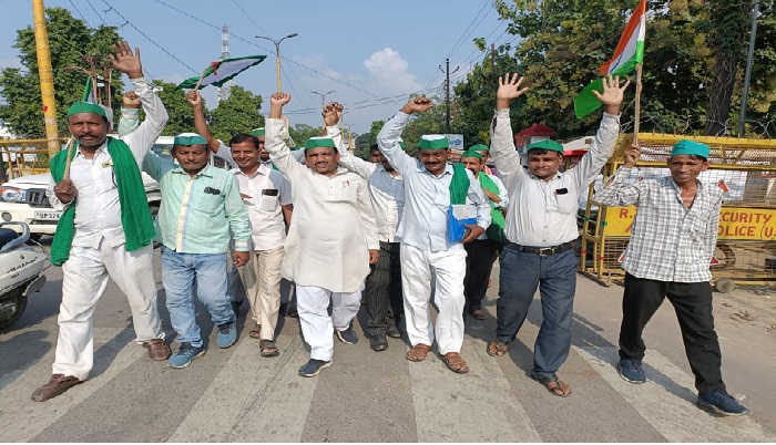 भाकियू ने फूंका केन्द्रीय गृह राज्यमंत्री का पुतला