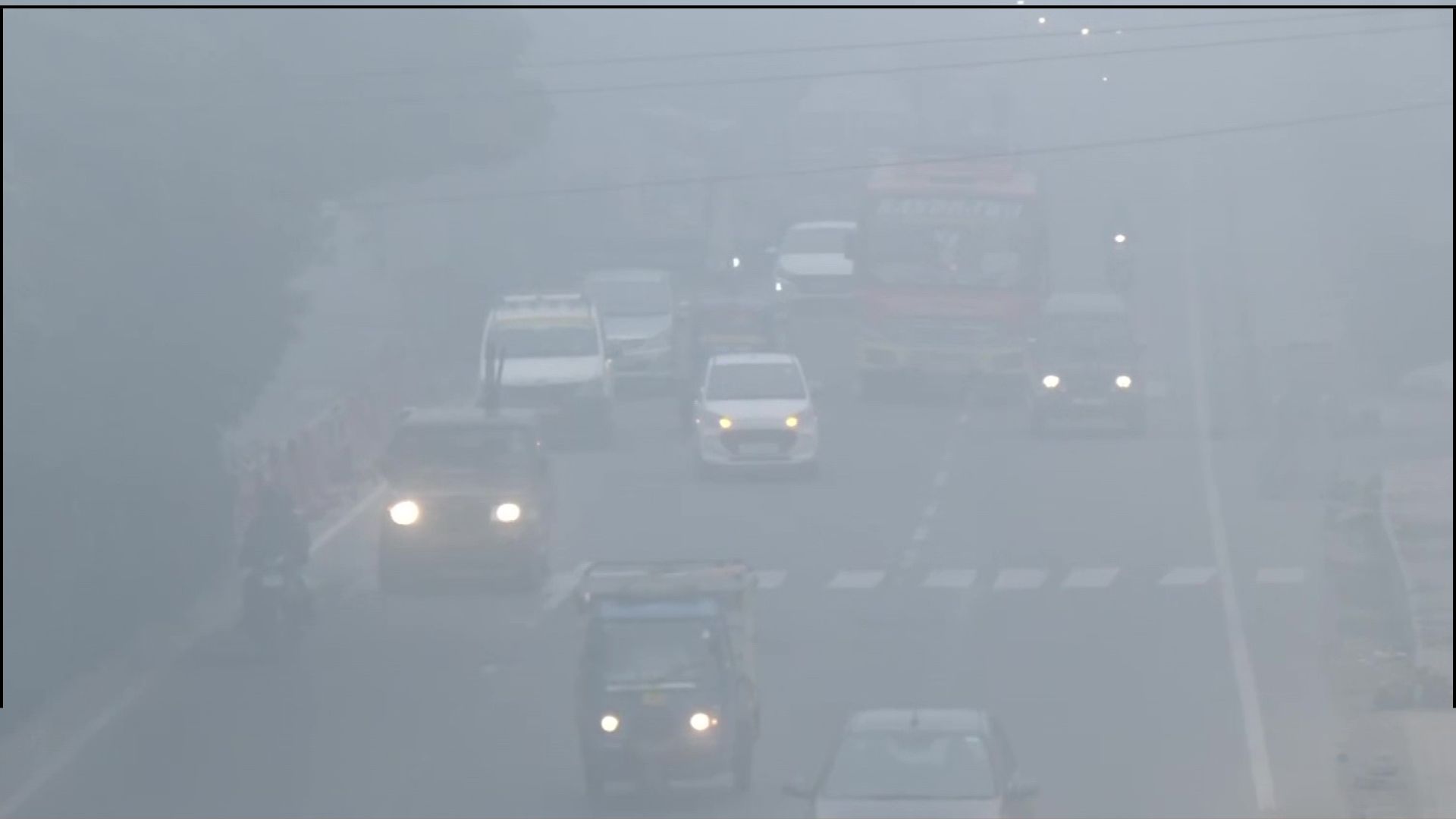 Weather Today : घने कोहरे की गिरफ्त में Delhi-NCR, कहीं बर्फबारी...कहीं शीतलहर जारी