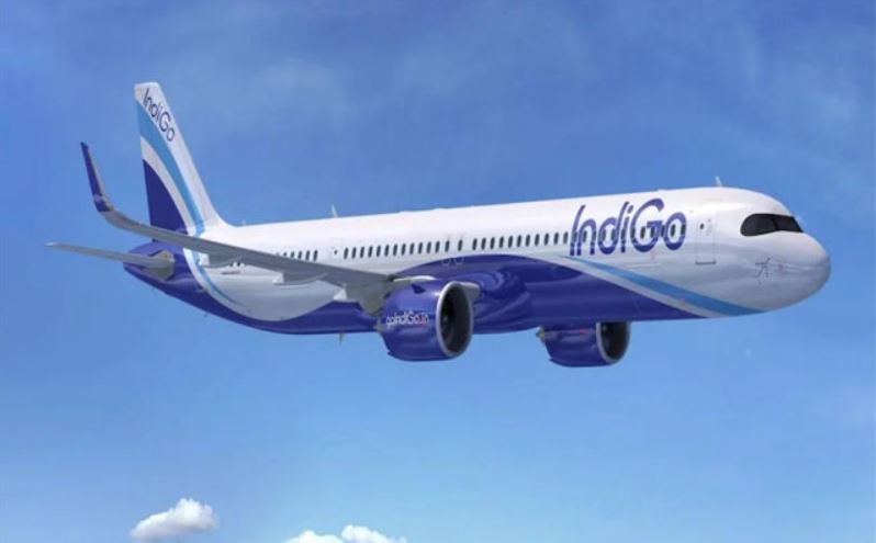 IndiGo चालक दल के साथ बोइंग 777 विमान पट्टे पर लेगी, DGCA की मांगी अनुमति 