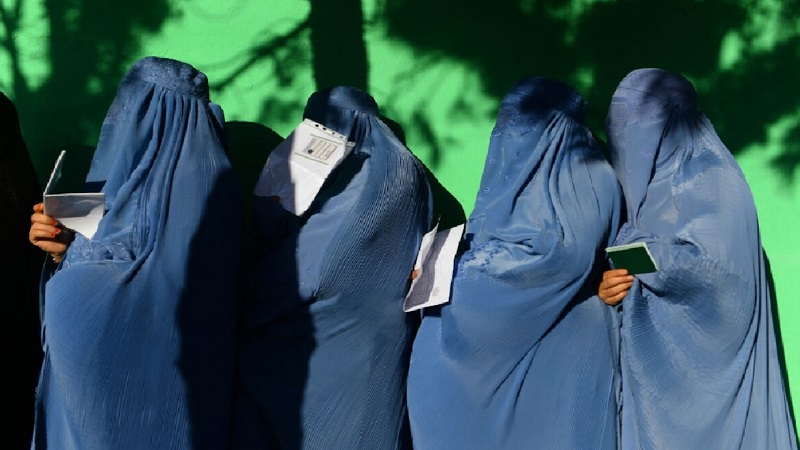 Girls Education Ban: तालिबान को जवाबदेह ठहराने के लिए अंतरराष्ट्रीय भागीदारों के साथ योजना बनाने में जुटा अमेरिका 