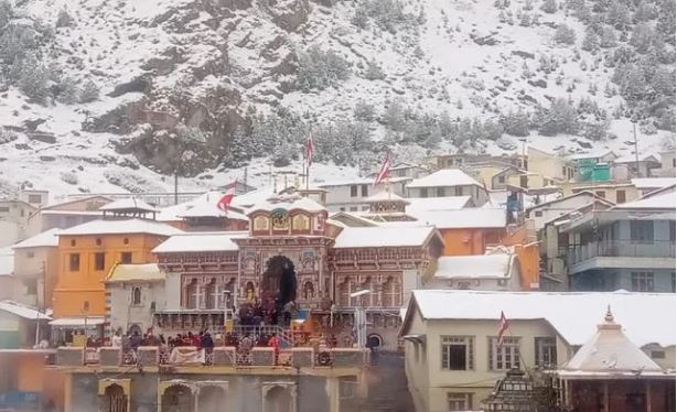 Joshimath Crisis: भू- धंसाव ने बदरीनाथ धाम के खजाने की बढ़ाई चिंता, जानें कहां शिफ्ट होगा खजाना