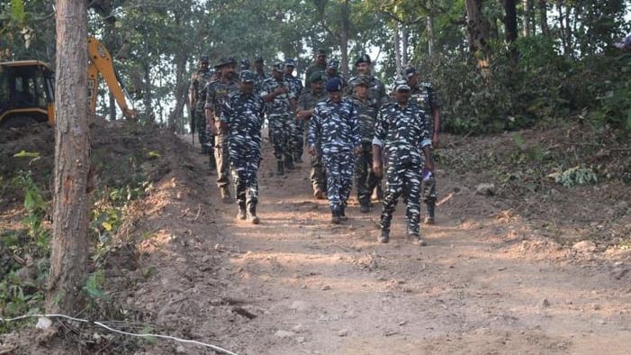 छत्तीसगढ़: सीआरपीएफ ने 17 वर्ष बाद नक्सल प्रभावित जिले में स्थापित किया शिविर 