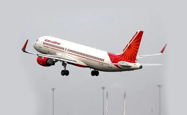 Newark-Delhi Flight : दिल्ली आ रहे एअर इंडिया के विमान में गड़बड़ी, स्टॉकहोम में उतारा गया