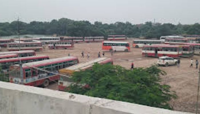 Kanpur : Jhakarkati Bus Station पर बनेंगे 70 प्लेटफार्म, मॉडल बस स्टेशन बनाने के लिए शुरू हुई तैयारी