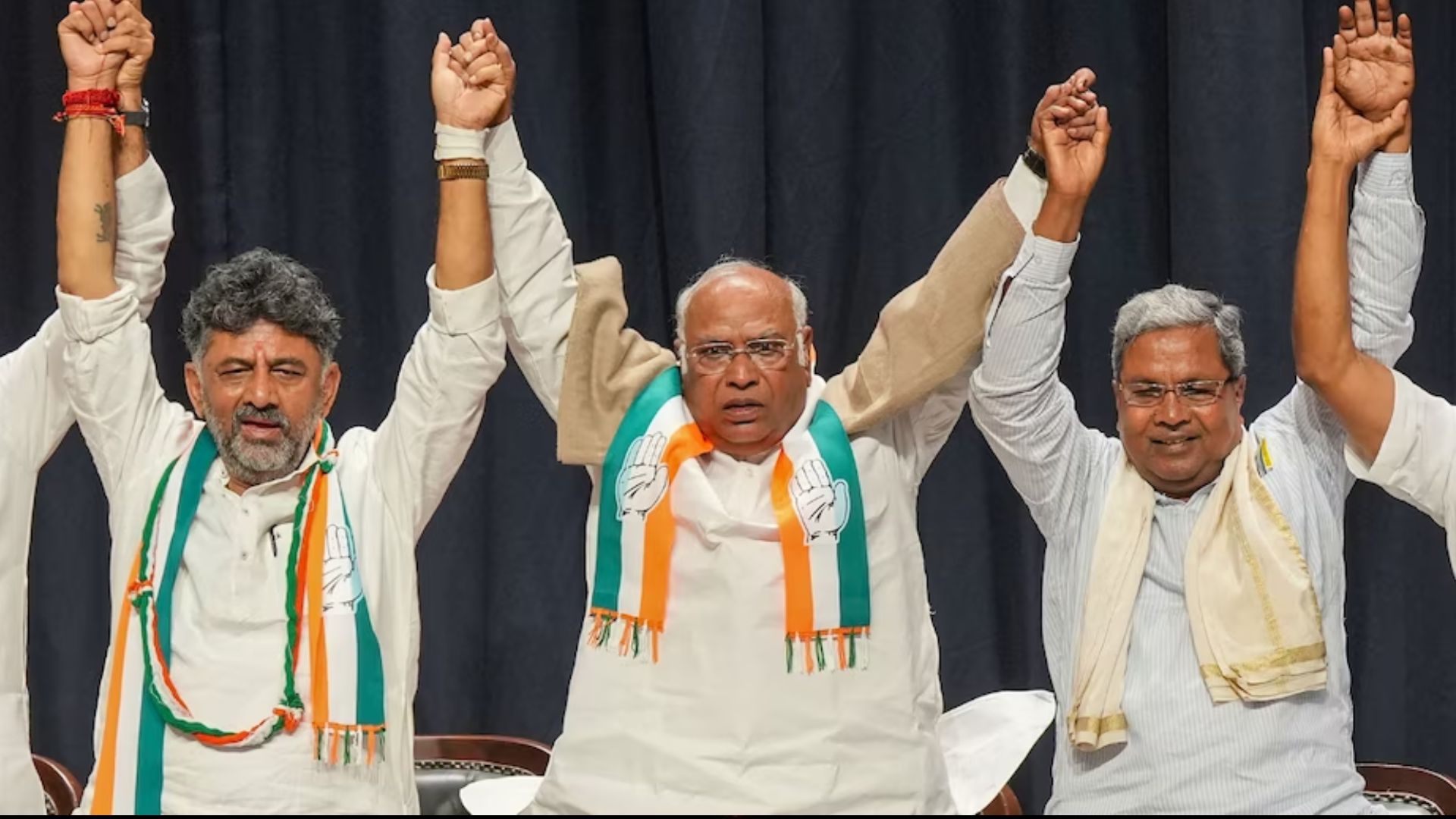 सिद्धारमैया और शिवकुमार: कहां किसका पलड़ा भारी, कर्नाटक में CM पद के दो प्रमुख दावेदारों का विश्लेषण