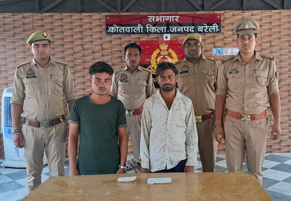 बरेली: लूट की घटना को अंजाम देने वाले दो शातिर बदमाशों को पुलिस ने दबोचा, भेजा जेल