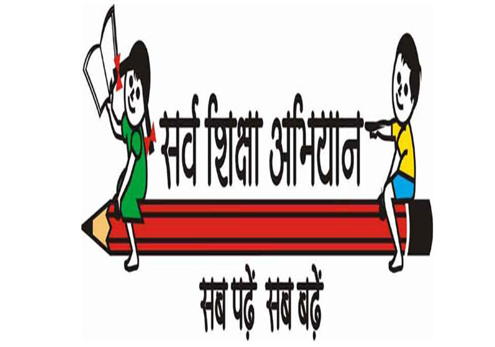 बरेली: फिर सरकारी रकम भेजने में देरी, बगैर ड्रेस के स्कूल पहुंच रहे बच्चे