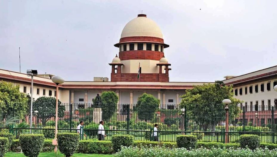 SC का जम्मू कश्मीर को निर्देश, कहा- जेल में बंद नीदरलैंड नागरिक का इलाज दिल्ली में कराएं 