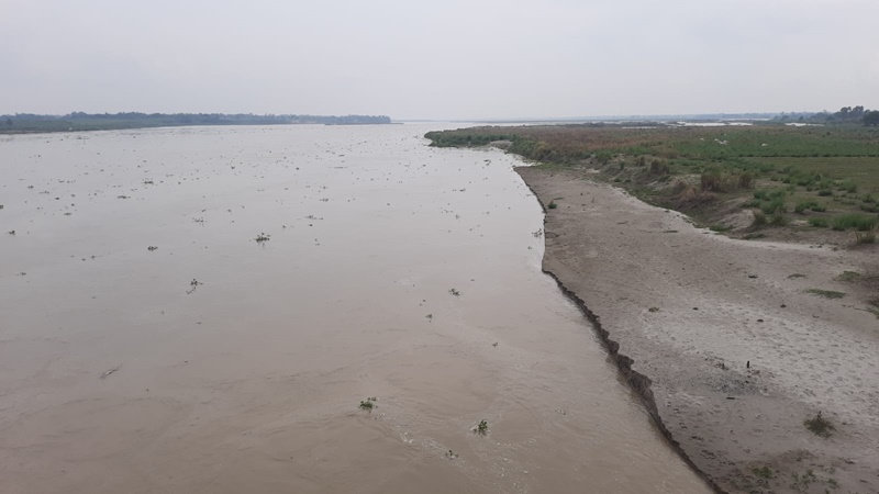 रायबरेली : बढ़ रहा गंगा का जलस्तर, कटरी में मची है खलबली