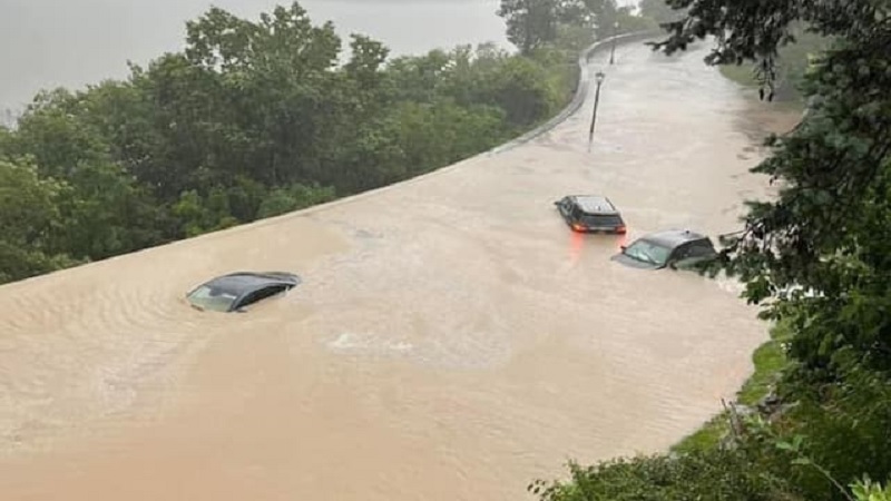 America Flood: न्यूयॉर्क में भारी बारिश के कारण आई बाढ़, एक की मौत...चेतावनी जारी