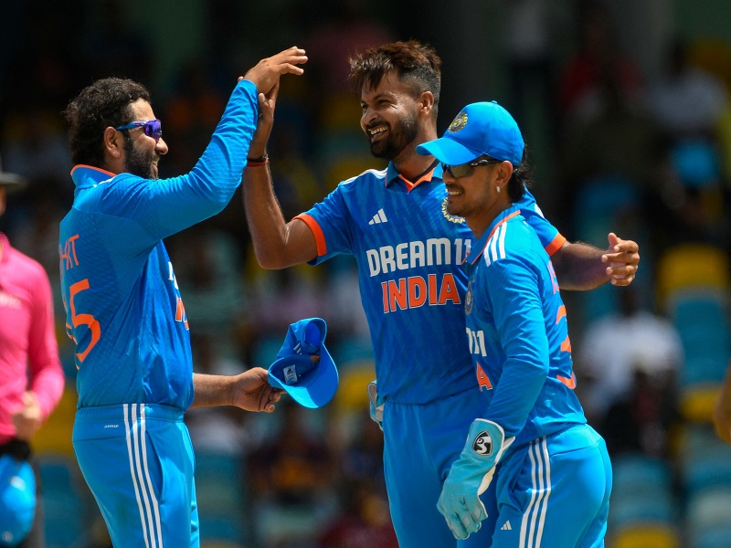 IND vs WI ODI Series : हम खिलाड़ियों को आजमाना चाहते थे...कप्तान रोहित शर्मा ने बैटिंग ऑर्डर में बदलाव पर तोड़ी चुप्पी