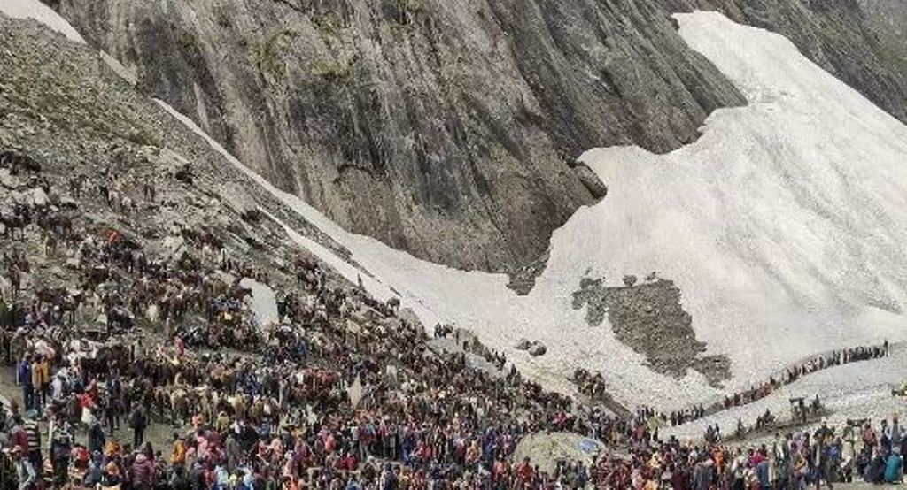 लगातार बारिश से यातायात बंद, जम्मू से अमरनाथ यात्रा लगातार चौथे दिन स्थगित  