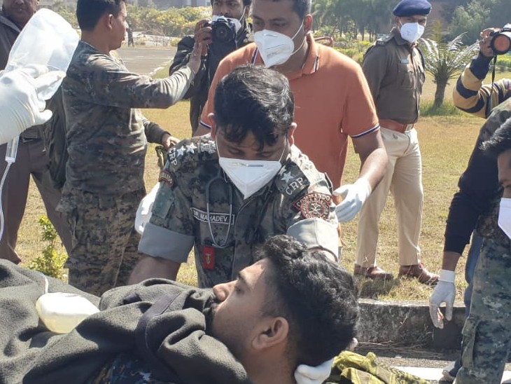 झारखंड : माओ‍वादियों के साथ मुठभेड़ में CRPF के एक जवान की मौत, दूसरा घायल