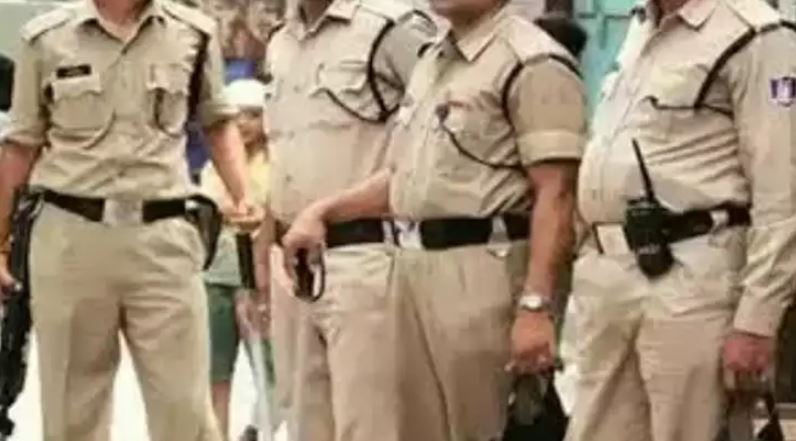 बरेली: उर्स को लेकर पुलिस बल अलर्ट, भारी संख्या में अर्धसैनिक बलों की टुकड़ी तैनात