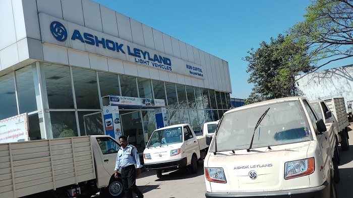 Ashok Leyland का दूसरी तिमाही का शुद्ध लाभ तीन गुना होकर 561 करोड़ रुपये पर पहुंचा