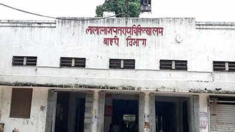 Kanpur News: मां की मौत का दर्द… बेटे को बंधक बनाकर डॉक्टरों ने पीटा, बस इस बात का विरोध करना पड़ा भारी