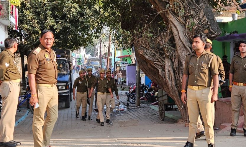 पीलीभीत: बेनी चौधरी में हादसे के बाद दो पक्षों में मारपीट और पथराव, फोर्स तैनात..जानिए मामला 