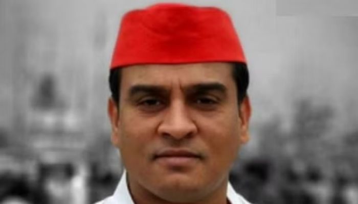  Kanpur News: SP MLA Irfan Solanki का गुर्गा शकील चिकना गिरफ्तार, विधायक के भाई रिजवान के दोनों शस्त्र लाइसेंस निरस्त 