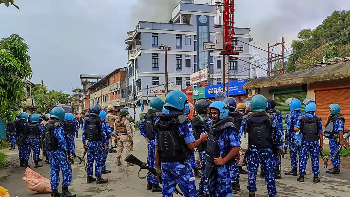 मणिपुर: उग्रवादियों ने की भारी गोलीबारी, गांवों में रहने वाले भागे, सरकार से सुरक्षा की अपील