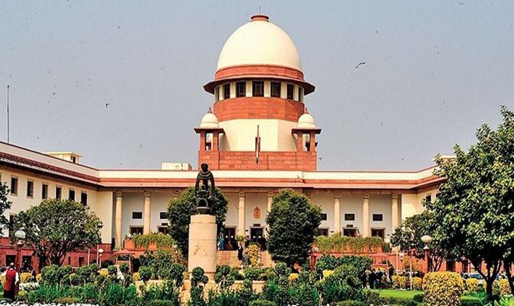 मणिपुर हिंसा: SC ने प्रार्थना स्थलों की सुरक्षा के लिए उठाए कदमों की जानकारी देने का दिया निर्देश 