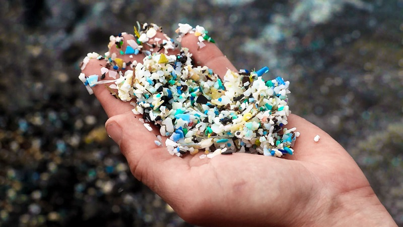 Microplastic Pollution: कपड़े वॉशिंग मशीन में छोड़ते हैं माइक्रोफाइबर, इसे कम करने के लिए क्या करें?   