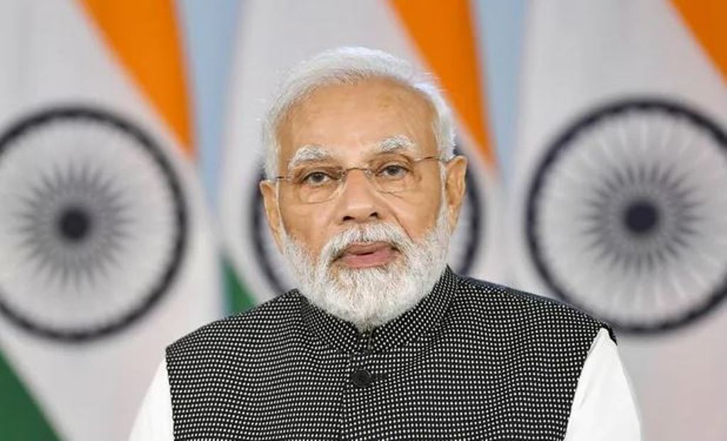 केंद्र सरकार कर्पूरी ठाकुर से प्रेरणा लेते हुए काम कर रही है: पीएम मोदी 