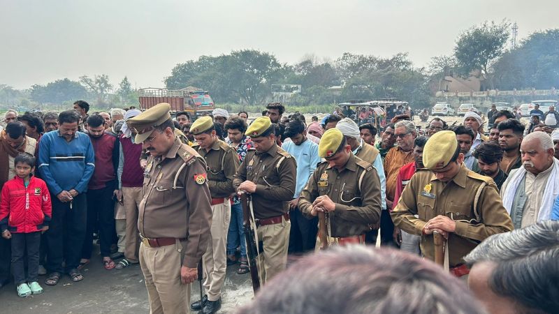 Farrukhabad News: लोक तंत्र सेनानी का हुआ निधन; राजकीय सम्मान के साथ किया गया अंतिम संस्कार, लंबे समय से थे बीमार...