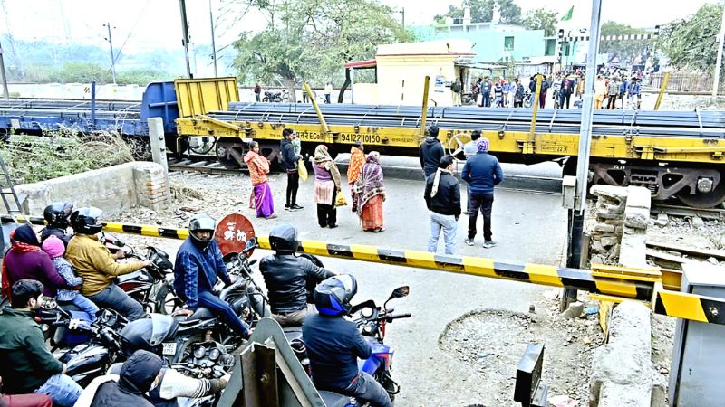 Kanpur: जाम बना नासूर: शहर में पुलों व फ्लाईओवरों को बजट की दरकार..धन के अभाव में रूके कई प्रोजेक्ट...