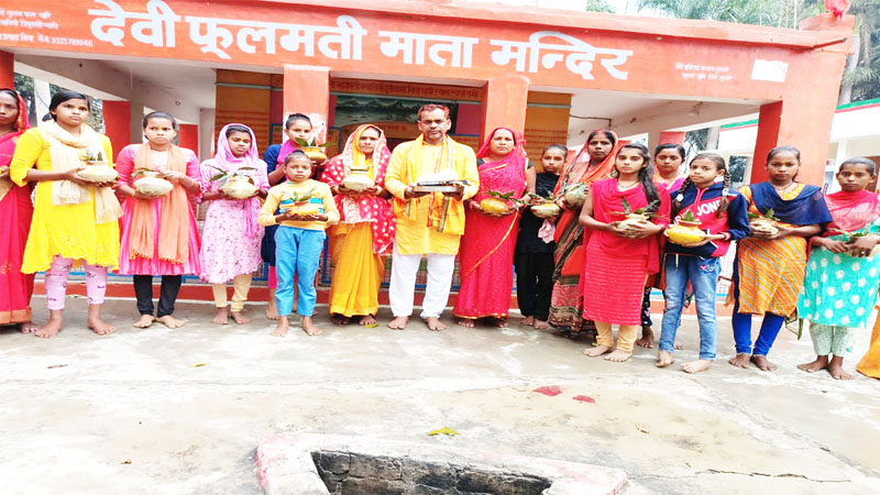 बहराइच: कलश यात्रा के साथ श्रीमद्भागवत कथा का हुआ शुभारंभ