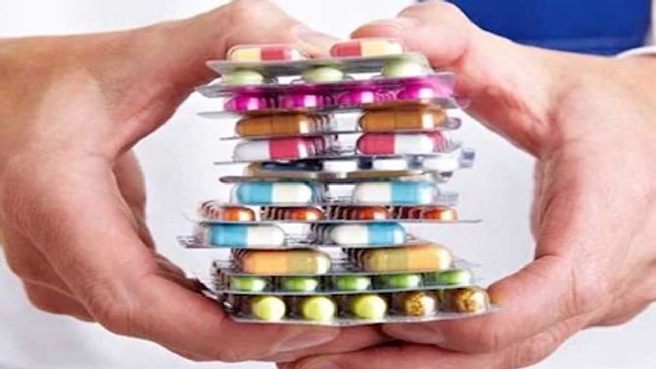 लखनऊ: 20 प्रतिशत महंगी दवाएं खरीद रहे अस्पताल, लोकल पर्चेज में कमीशन का खेल