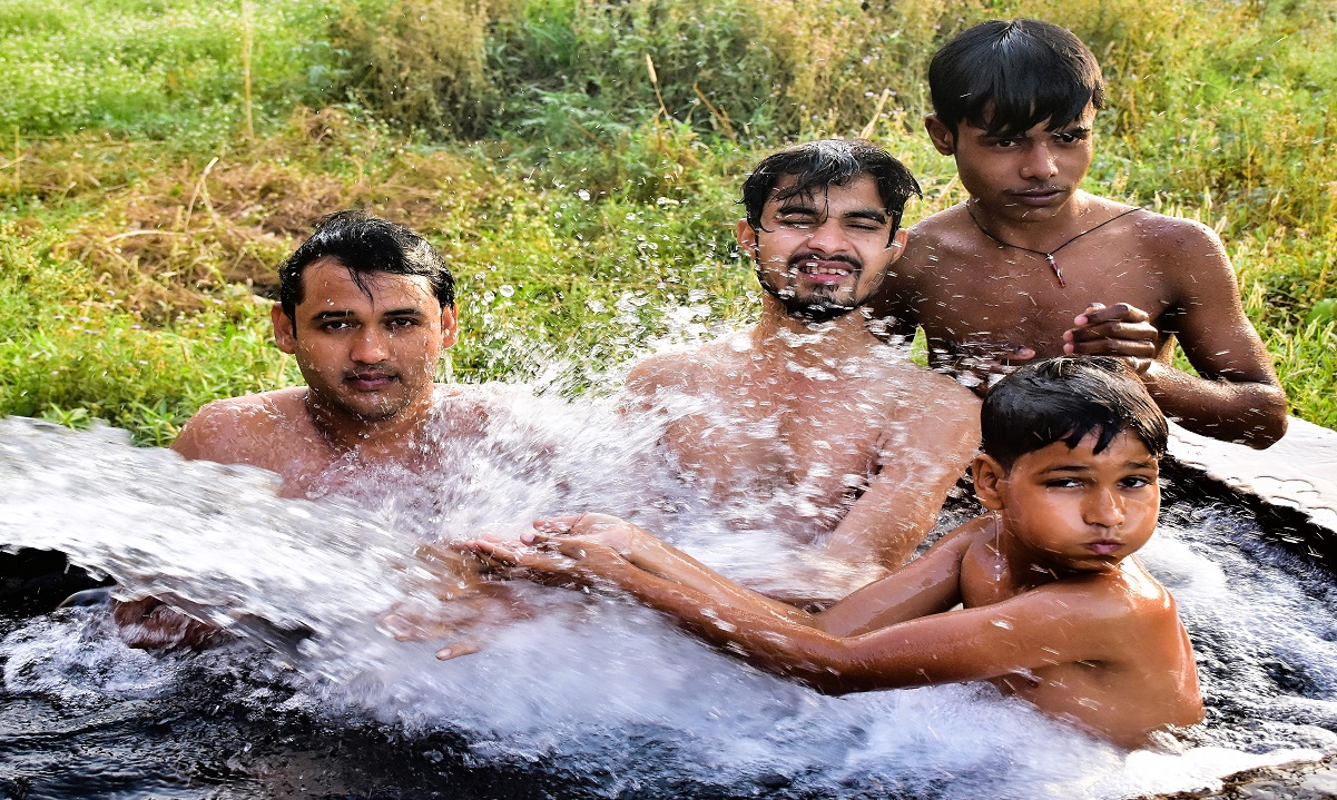 मुरादाबाद : अभी और पड़ेगी गर्मी, 44-45 डिग्री पर पहुंच सकता है तापमान...लू के थपेड़ों से बीमार हो रहे लोग