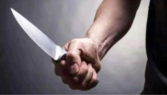 Unnao Crime:  चाचा ने भतीजे के पेट मे मारी चाकू...हालत गंभीर होने पर कानपुर, आवेश में आकर घटना को दिया अंजाम