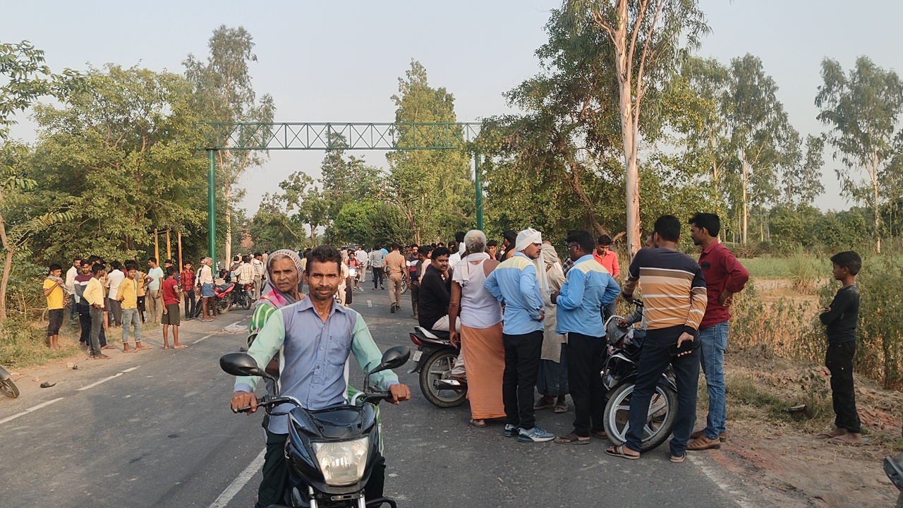 कासगंज: अज्ञात बाहन ने बुलट बाइक सवार को मारी टक्कर, मौत