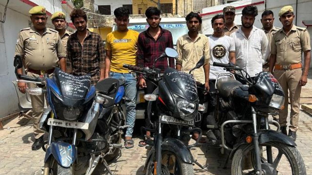 Kanpur News: पुलिस को मिली बड़ी सफलता, सात लुटेरों को किया गिरफ्तार, बरामद हुआ ये सामान...