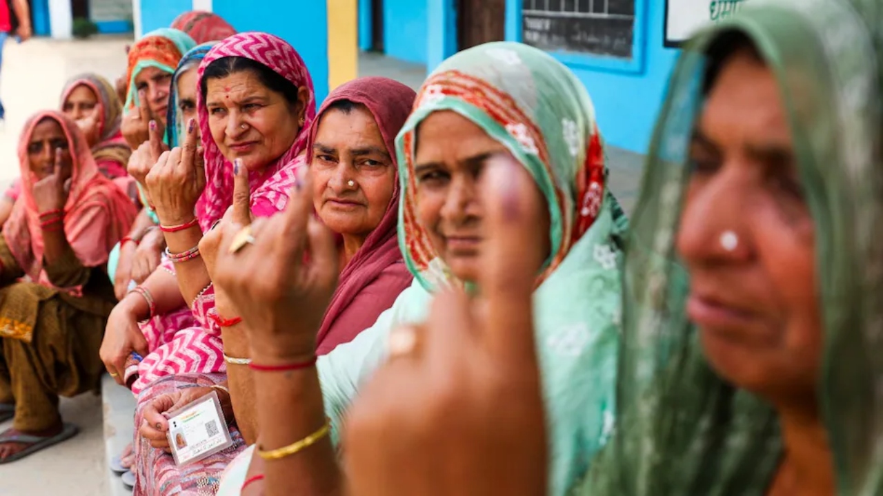 Chhattisgarh by-polls: छत्तीसगढ़ में रायपुर शहर दक्षिण सीट के लिए मतदान प्रारंभ 