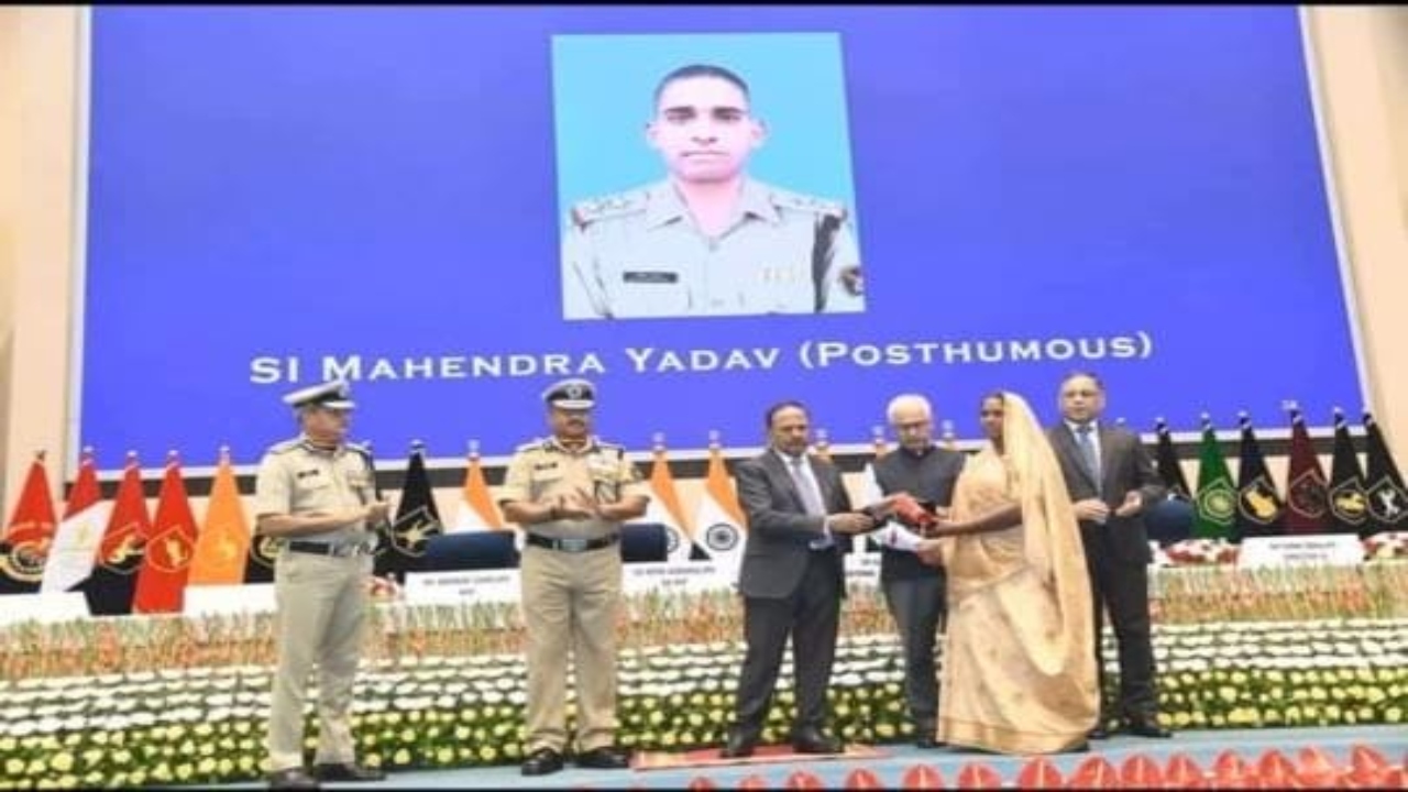 सुल्तानपुर : शहीद महेंद्र यादव को मिला राष्ट्रपति पुलिस पदक