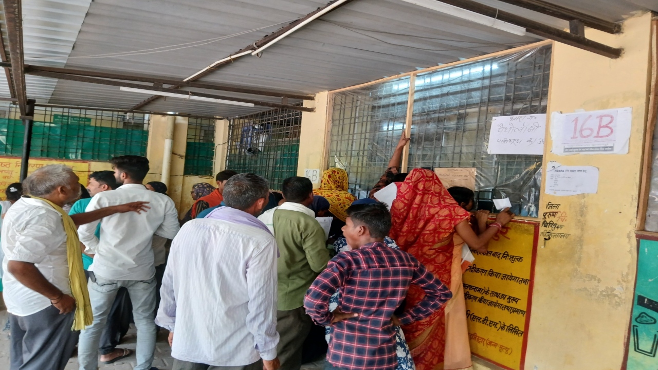 सुलतानपुर :  मेडिकल कालेज में दिख रहा नौतपा का असर