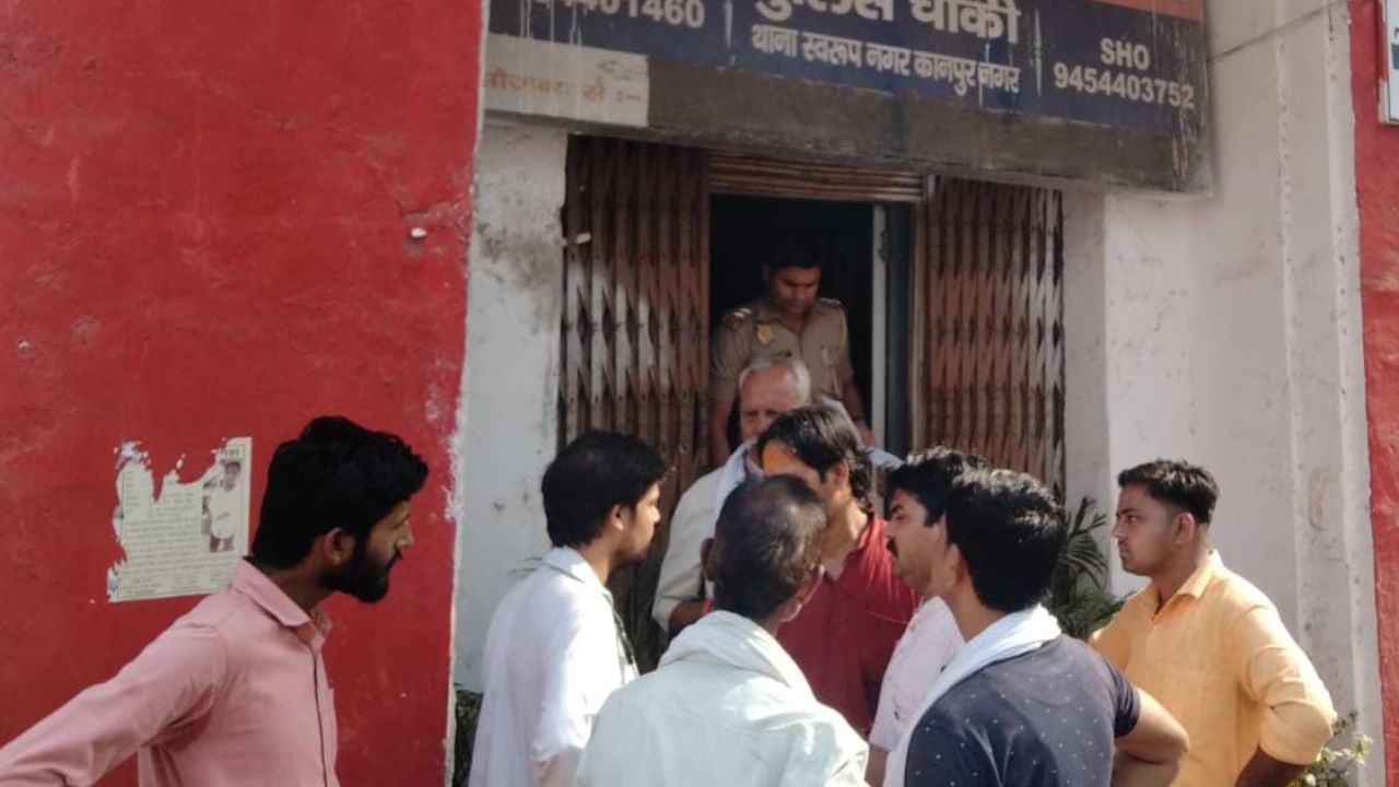 Kanpur: हैलट में जूनियर डॉक्टरों व तीमारदारों के बीच मारपीट, विवाद पर डॉक्टरों ने दिया यह तर्क...