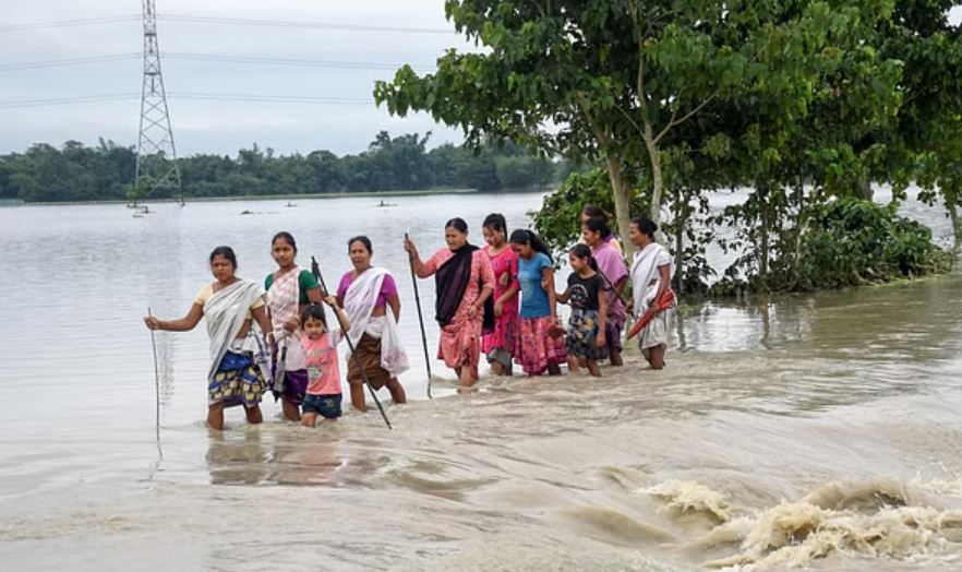 असम: बाढ़ के हालात में सुधार, करीब 1.2 लाख लोग प्रभावित 