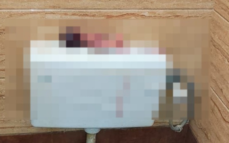 मुरादाबाद : अस्पताल के टॉयलेट में फ्लश पर रखा मिला नवजात, जांच में जुटी पुलिस