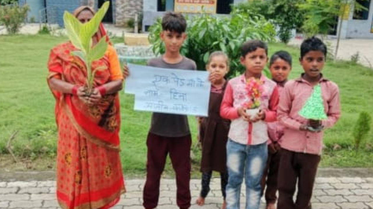 शिक्षा सप्ताहः सरकारी विद्यालयों में बच्चों ने दिखाया शानदार हुनर, मनाया इको कल्ब फॉर मिशन लाइफ, मिट्टी की कला में दिखाई प्रतिभा