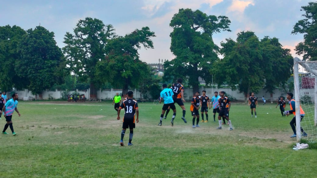 District Football League: प्रभात और अली हैदर ने लखनऊ सिटी क्लब को दिलाई जीत, आज होगा प्री-क्वार्टर फाइनल