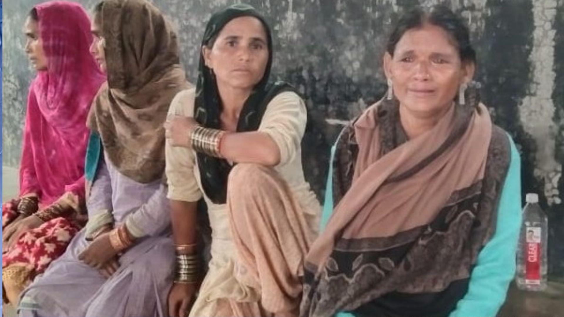 लखीमपुर खीरी: पत्नी की धारदार हथियार से हत्या कर फंदे पर झूला पति, जानें मामला