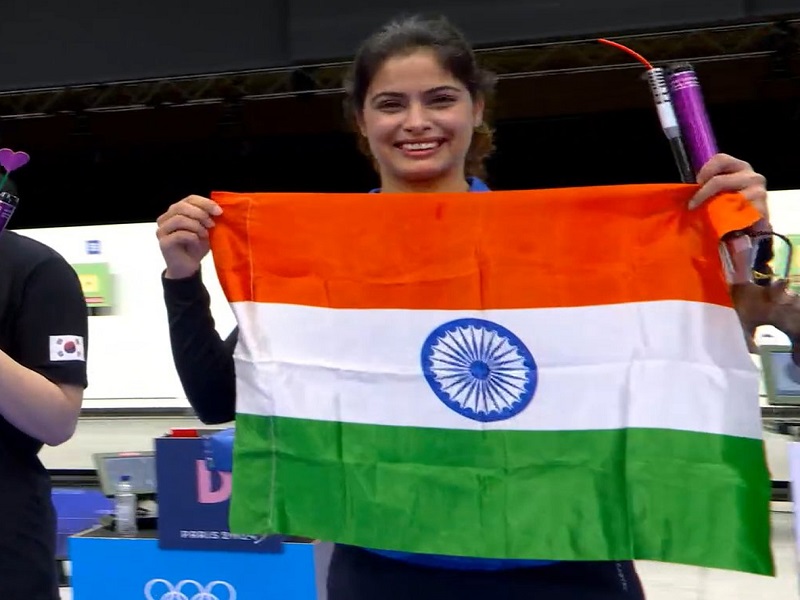 Paris Olympics : ओलंपिक में मनु भाकर ने जीता मेडल तो खुशी से झूमा देश, पीएम मोदी ने कहा- अविश्वसनीय उपलब्धि