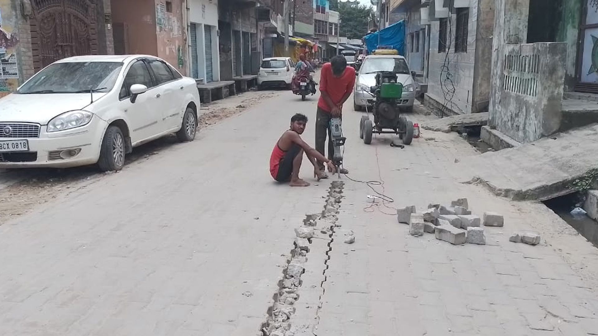 कासगंज: जल निगम की लापरवाही से लोगों को उठानी पड़ रही परेशानी