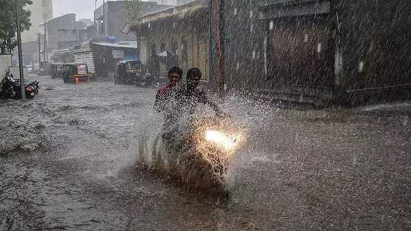 देहरादून: आज का दिन बागेश्वर के लिए भारी...देहरादून, चमोली, नैनीताल और पिथौरागढ़ में येलो अलर्ट जारी