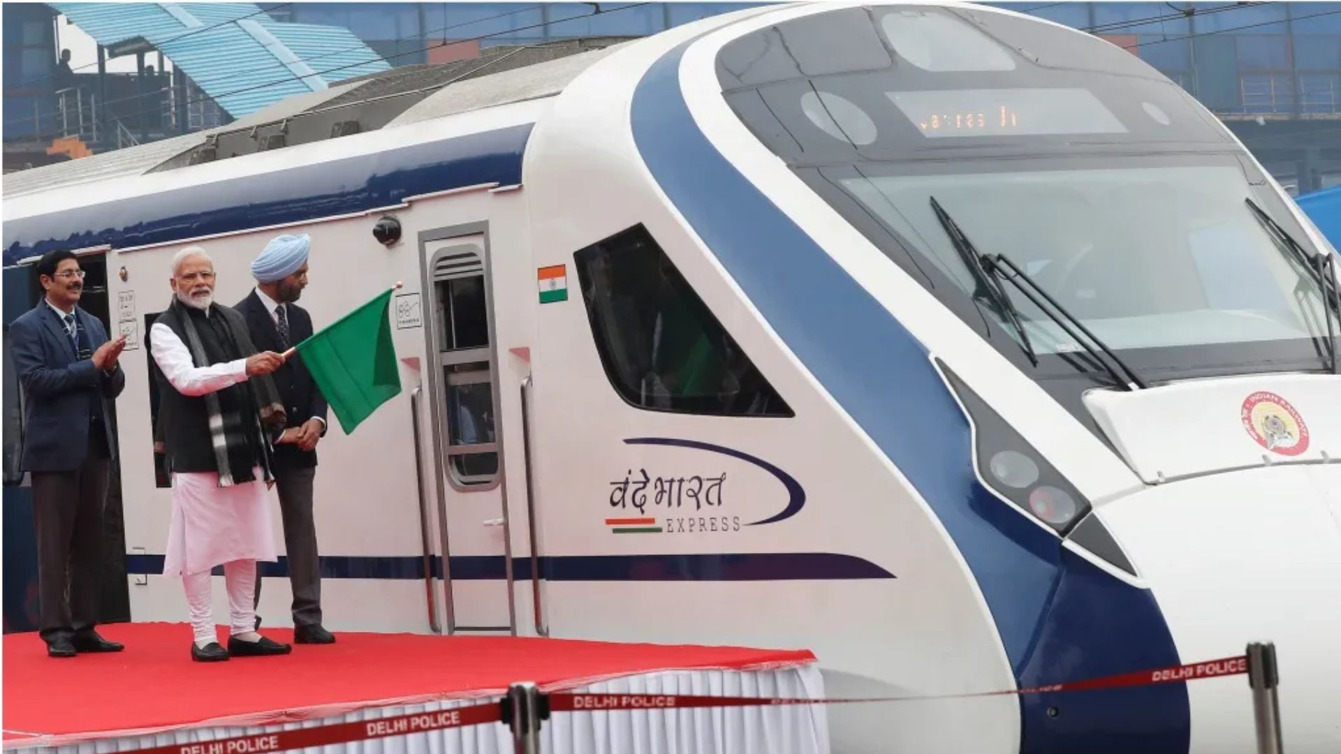 Vande Bharat Express Train: देश को मिलेंगी 3 नई वंदे भारत ट्रेनें, PM मोदी शनिवार को दिखाएंगे हरी झंडी, जानिए रूट और Timing