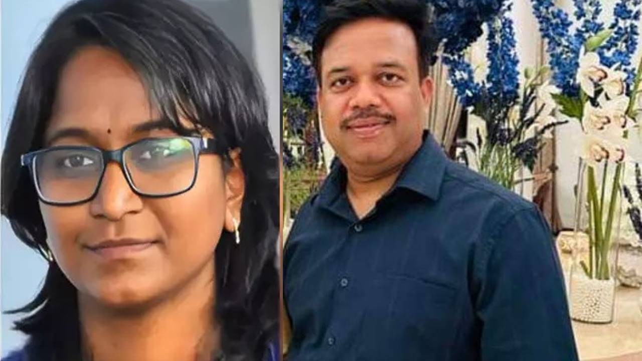 IAS Transfer: UP में 13 आईएएस अधिकारियों के हुए तबादले, मुकेश चन्द्र बने बहराइच के नए CDO